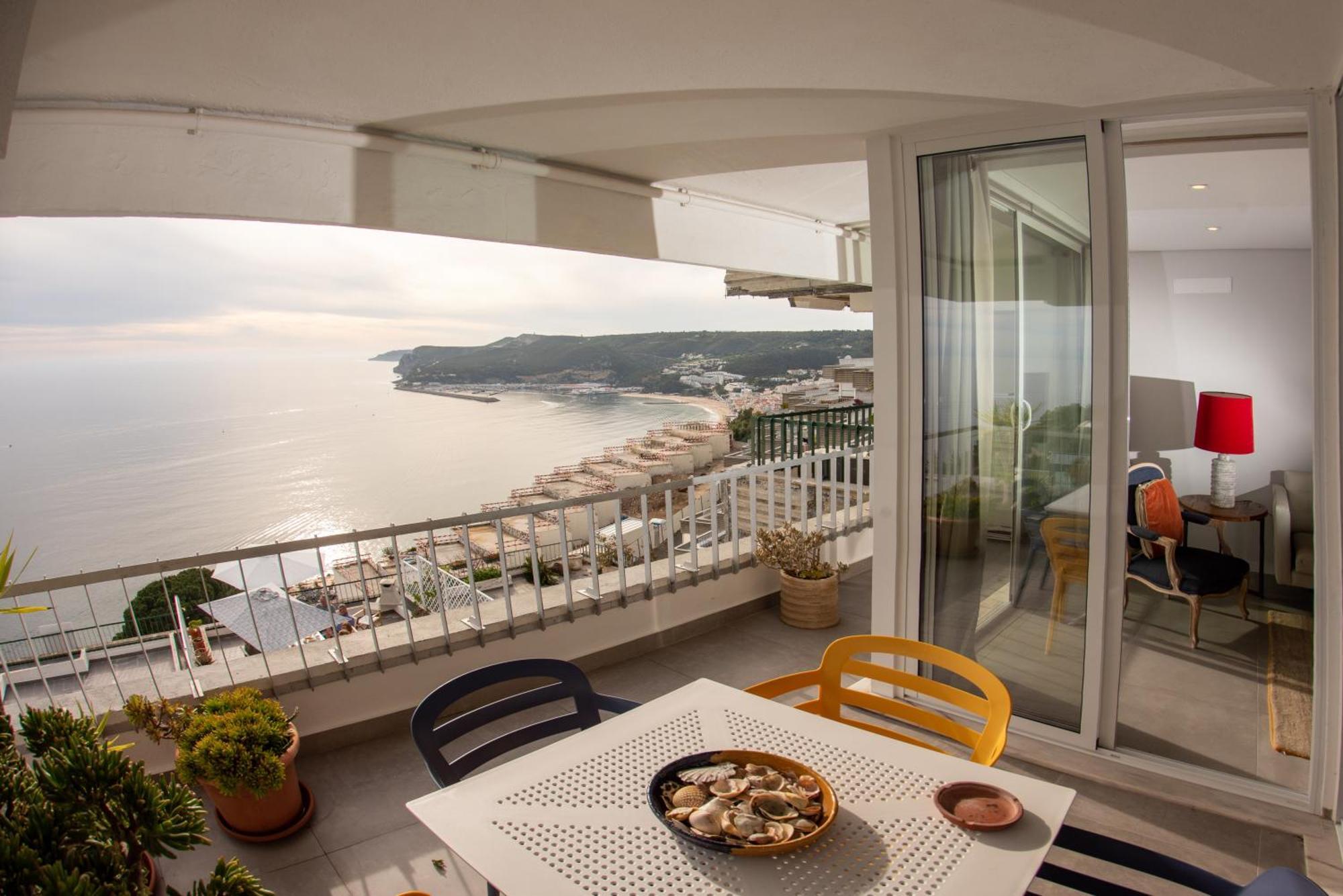 To See The Sea Apartment Sesimbra Bagian luar foto